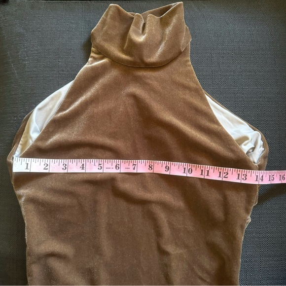 ALIX NYC ‘Bentley’ Cutout Sleeveless Velvet Bodysuit in Golden Brown Size Medium - Picture 10 of 13
